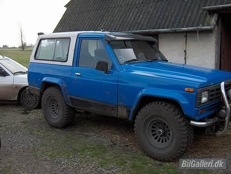 Nissan patrol gamle bil - mudder ja det klær den hehe:-) billede 8