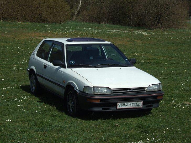 Toyota Corolla XL 1.3 - Død billede 9