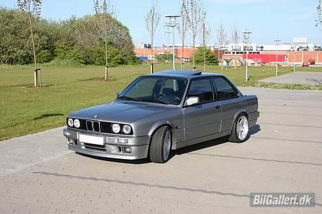 BMW E30 325i *SOLGT* billede 11