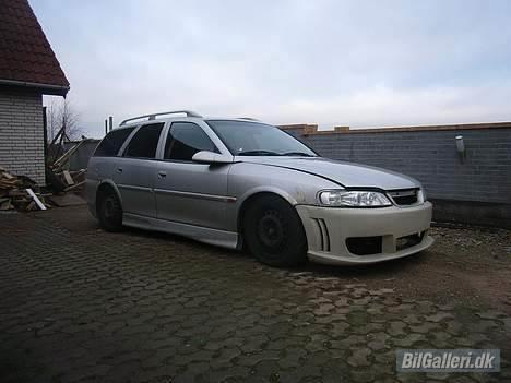 Opel vectra b sports wagon billede 2