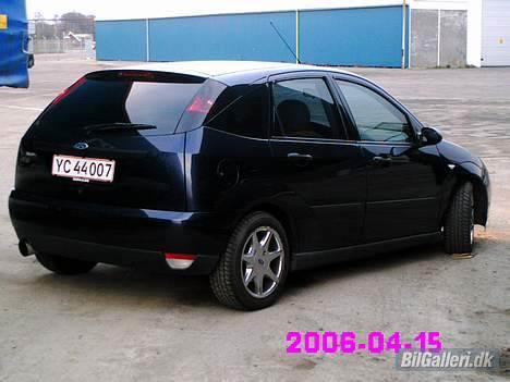 Ford Focus 2.0 zetec.   TIL SA billede 2