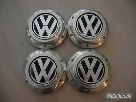 VW Solgt Polo 6N2 1,4 16V - Nye emblemer istedet for Keskin billede 2