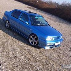 VW Vento "BLUE"