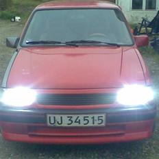 Opel corsa 1.6i til solgt