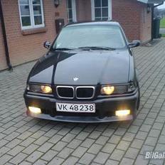 BMW 320 i coupe´ *SOLGT*