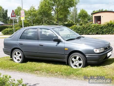 Nissan Sunny 1,6i SLX SOLGT billede 17