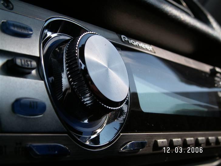 Nissan Sunny 1,6i SLX SOLGT - Pioneer DEH-P70BT med Bluetooth. billede 20