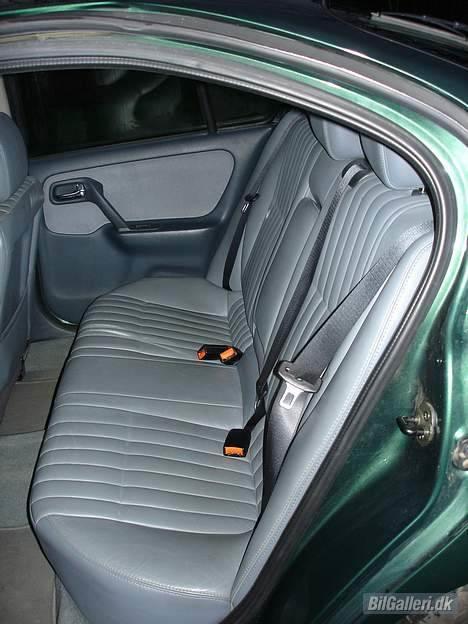 Nissan Primera SE - bagsæderne som er super komfortable... billede 5