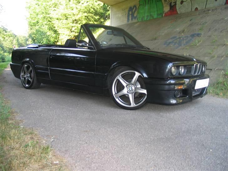 BMW 320i Cabrio billede 2