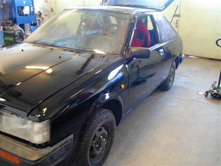 Nissan Cherry Turbo  - Ny malet billede 8