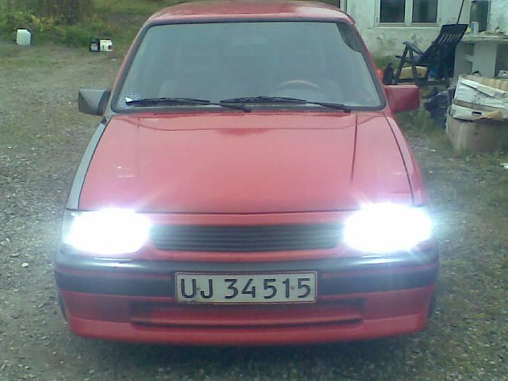 Opel corsa 1.6i til solgt -  så er der gsi kofanger på billede 1