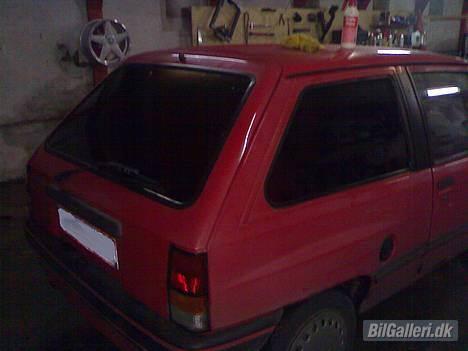 Opel corsa 1.6i til solgt - tonde vinduer billede 2