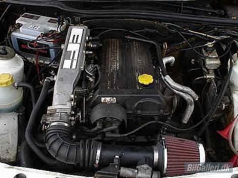 Ford Sierra 2,0I Doch SOLGT! billede 4