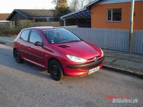 Peugeot 206 xr     SOLGT - Billede taget D 29/12-06 billede 2