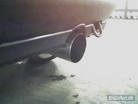 Nissan Sunny N14 (SOLGT) - min bagpotte giver en god lyd fra sig uden at overdrive alt for meget billede 9