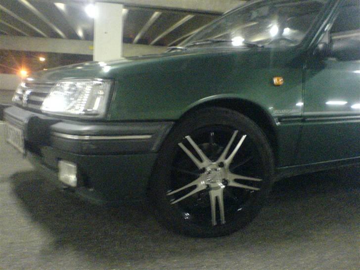 Peugeot 205 Rolland Garros - Nye Akuma Fælge billede 1