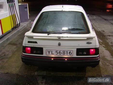 Ford sierra "solgt" billede 2