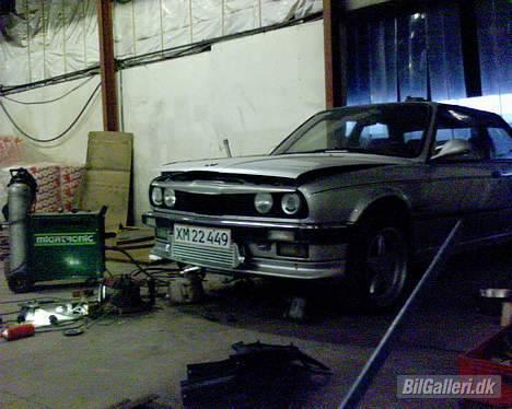BMW e30 2.7 Turbo "DEMOLERET" billede 4