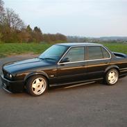 BMW E30 325i (Solgt)