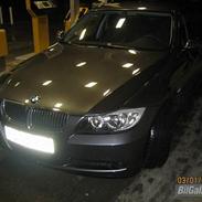 BMW 320D Sedan E90