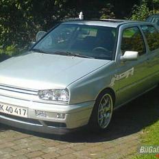 VW Golf 3 1,8 CL *Solgt*