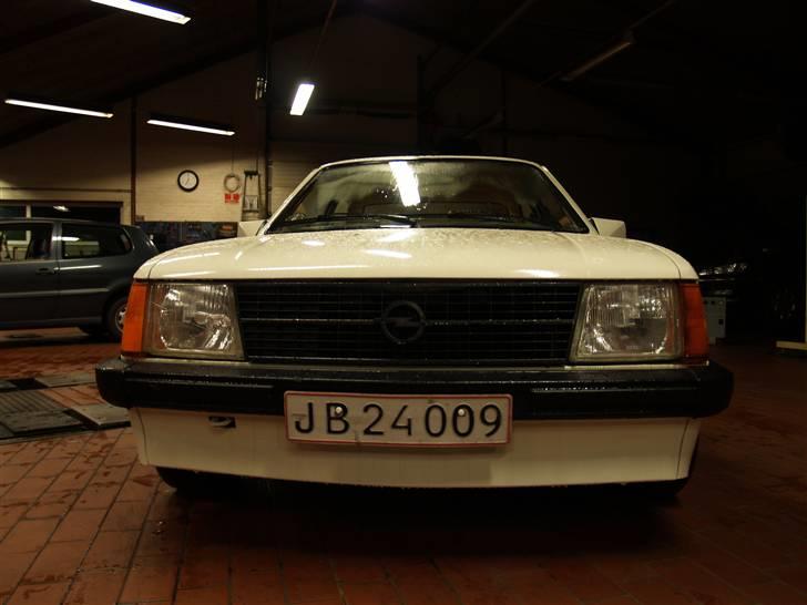 Opel kadett d 2-dørs - Til salg billede 4