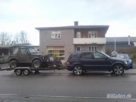 Mercedes Benz ML 430 V8 Solgt - På vej til 4x4 race med Carsten S billede 20