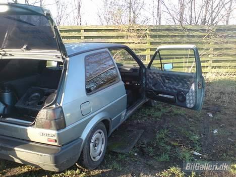 VW Golf II 1,6D-=SOLGT=- billede 2