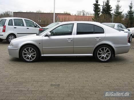 Skoda Octavia RS billede 2