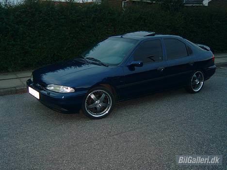 Ford Mondeo celebration - før jeg fik RS skørtesættet på..... billede 1