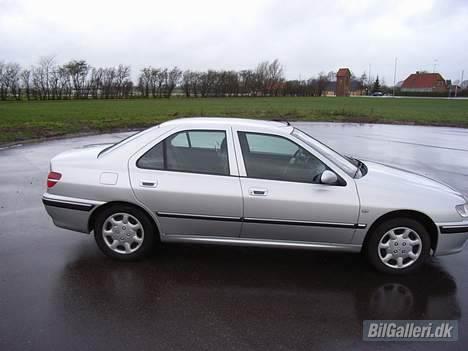 Peugeot 406 1,8 ST - Solgt billede 9