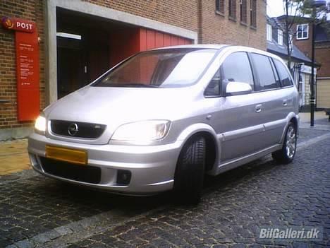 Opel Zafira OPC  billede 2