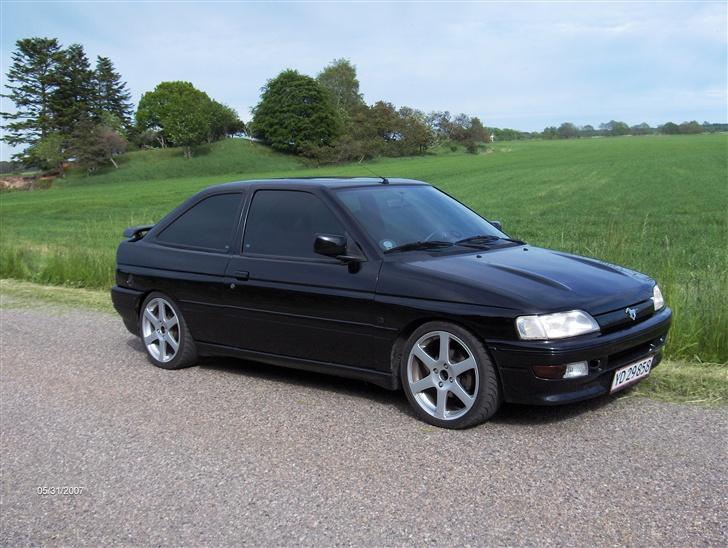 Ford Escort RS 2000 SOLGT billede 1