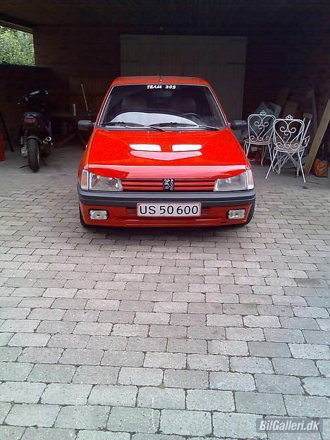 Peugeot 205 projekt nye billeder - billed uden stort front skørt og cup spejle billede 6