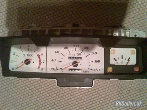 Peugeot 205 projekt nye billeder - billed af mit nye spedometer med omdrejningstæller billede 8