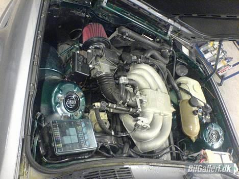 BMW 325i *SOLGT* billede 9