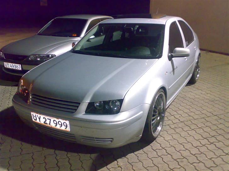 VW Bora V5 (SOLGT) billede 2