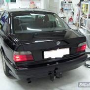 BMW 320i E36 24V (SOLGT)