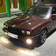 BMW 324