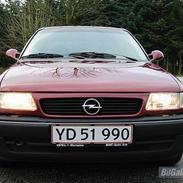 Opel Astra F Sedan >>SOLGT<<