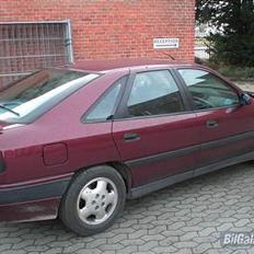 Renault Safrane V6i LTD  **SOLGT*