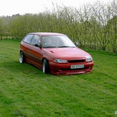 Opel                   Astra F