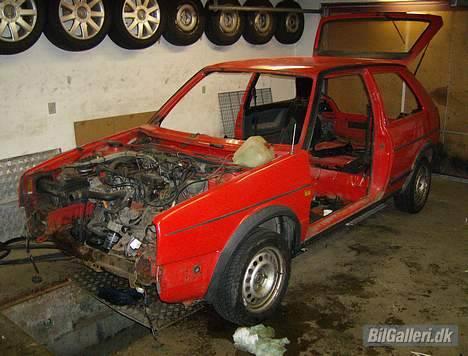 VW Golf GTi *Solgt* - Her er den nye reservedeles bil....  billede 8