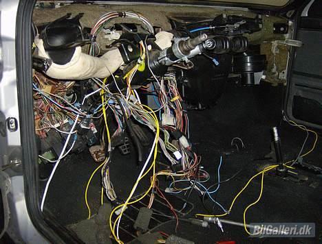 VW Golf GTi *Solgt* - Det gamle på vej ud...  billede 10