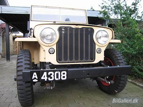 Jeep CJ2A - Kølergitter fra USA monteret billede 9