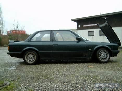 BMW 320  solgt billede 9