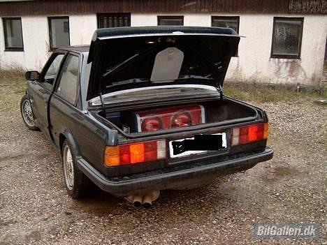 BMW 320  solgt billede 17