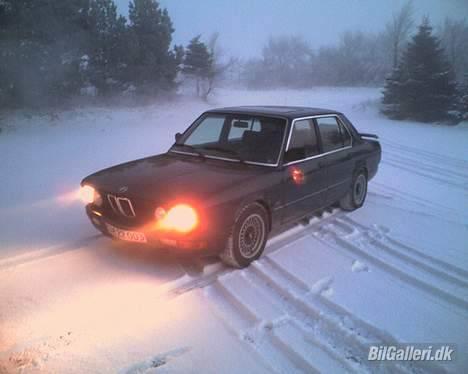 BMW  524 TD E28 billede 6