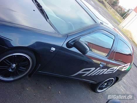 Nissan almera *SOLGT* billede 2