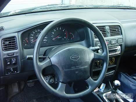 Nissan almera *SOLGT* billede 3